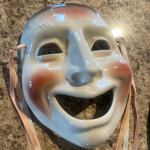 1980’s VINTAGE MASKS BY CLAY ART, ABOUT FACE MASKS, SAN FRANCISCO - Picture 2 of 7